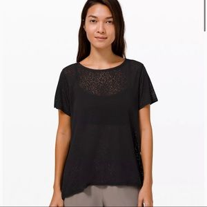 Lululemon Loop Around Tee